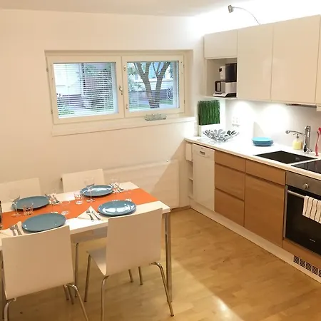 Lauttasaari Lägenhet *
